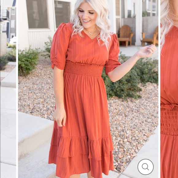 Amber Blue Dresses & Skirts - My Sister’s Closet Amber Blue Rust Ruffle Midi Dress S